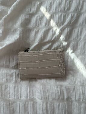 A new day wallet